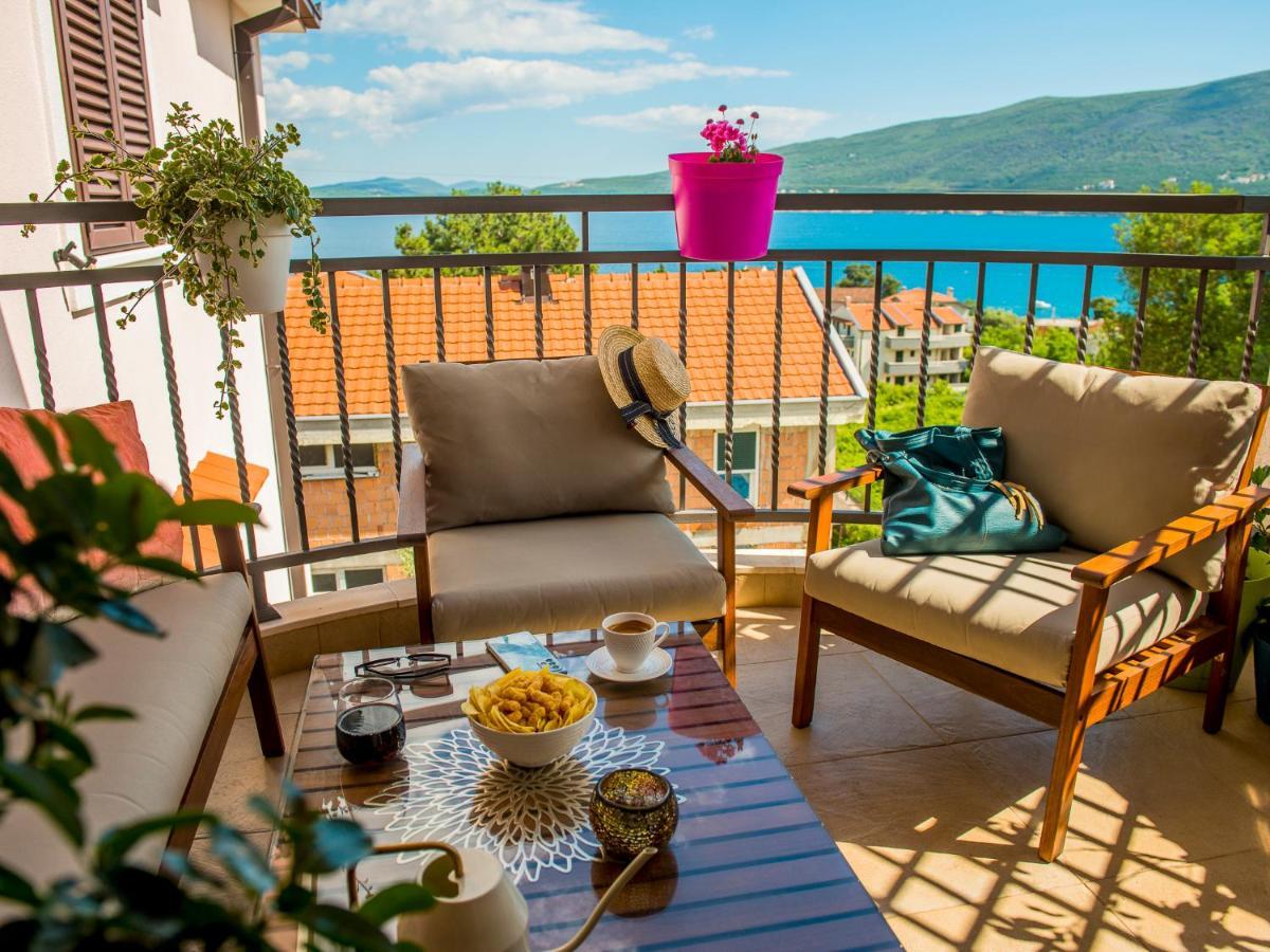 Cicciobello Lux Apartment Baosici With Stunning Sea View מראה חיצוני תמונה
