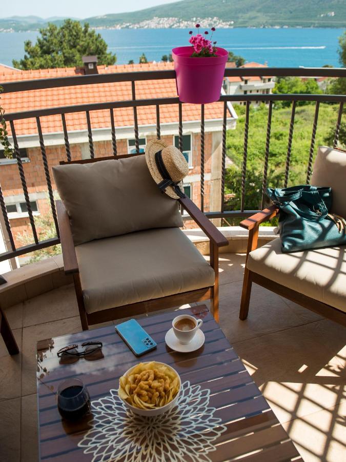 Cicciobello Lux Apartment Baosici With Stunning Sea View מראה חיצוני תמונה